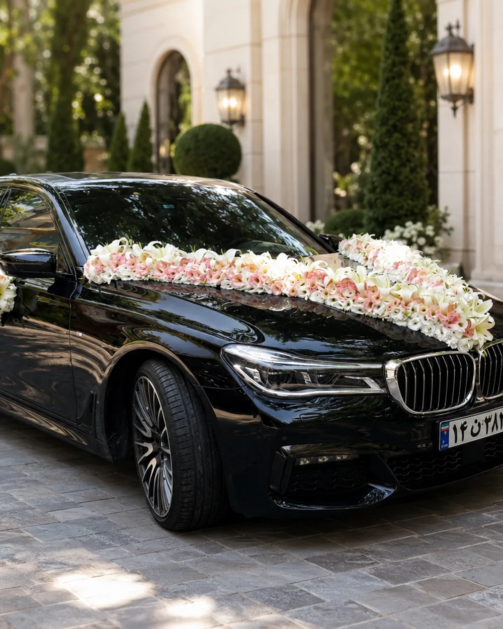 گل‌آرایی ماشین عروس کد R.car1 از نمای 2